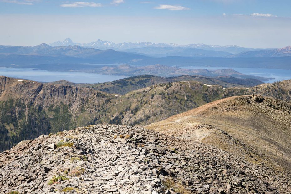 Avalanche Peak Trail and Absaroka Peaks